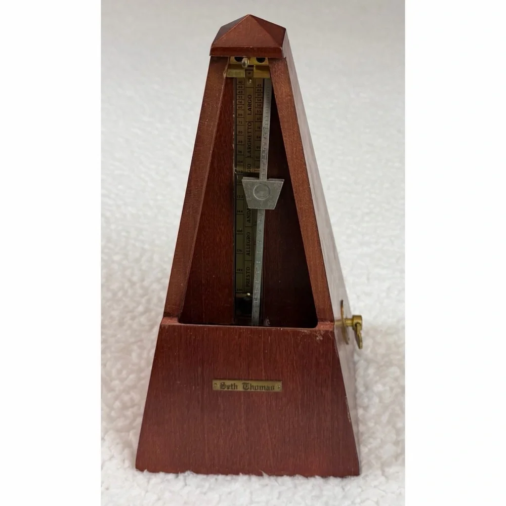 (VTG) SETH THOMAS • Brown Wooden Pyramid Wind-Up Metronome w/ Cover (Working) - Picture 7 of 16